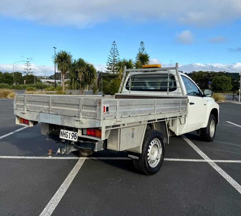2021 Mitsubishi Triton SC C GLX 4WD 6AT 2.4 – photo 3